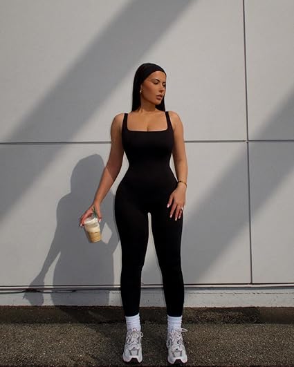 Body-shaping Simple Jumpsuit