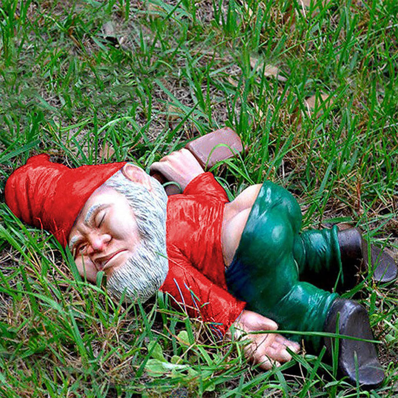 Gnome de jardin ivre nain